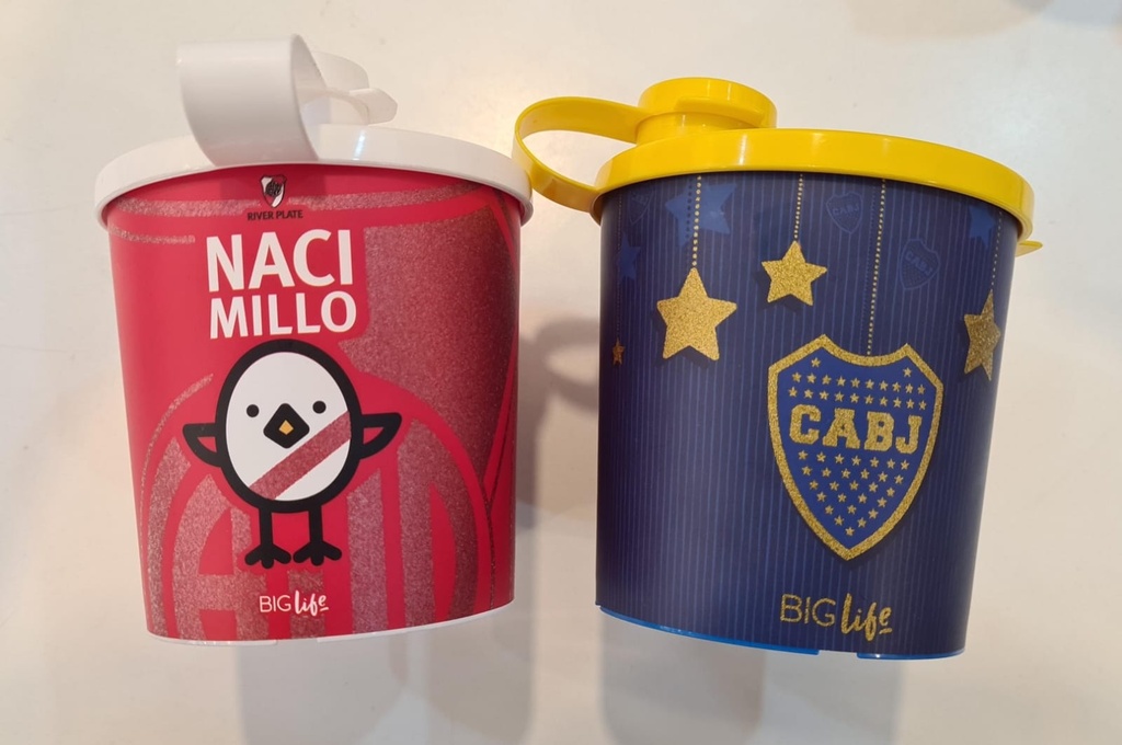 Vaso Plastico Con Pico Y Tapa Equipo